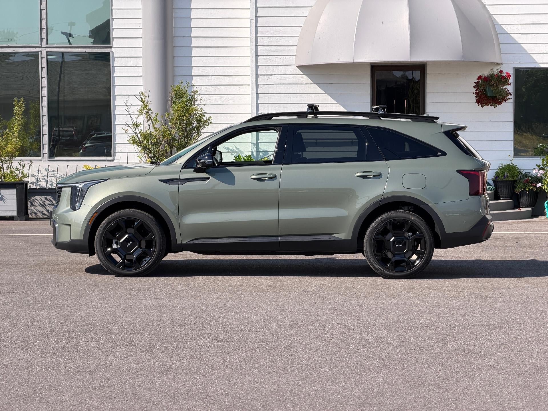 2024 Kia Sorento X-Line SX, One Owner Lease Return