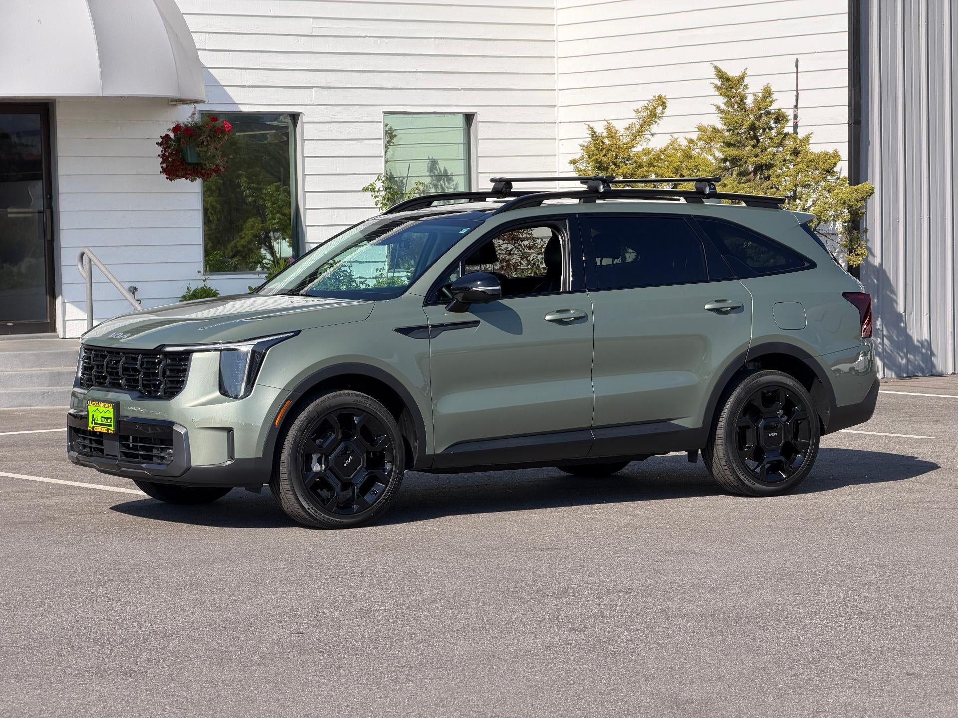2024 Kia Sorento X-Line SX, One Owner Lease Return